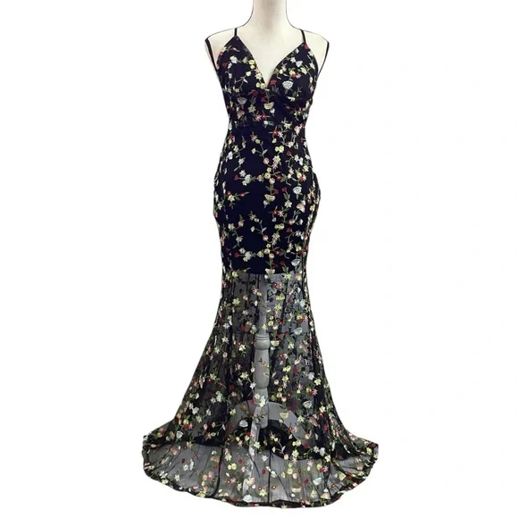 HTF Lulus Black Floral Embroidered Maxi Dress Open Back M Prom - Picture 2 of 16